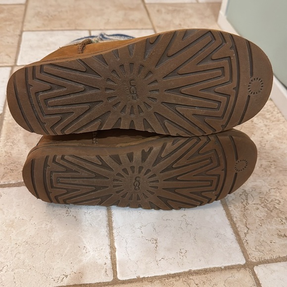 UGG and Pendleton classic short boot - Picture 4 of 7